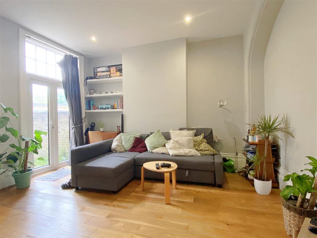 Osmond Road – Large Bedrooms