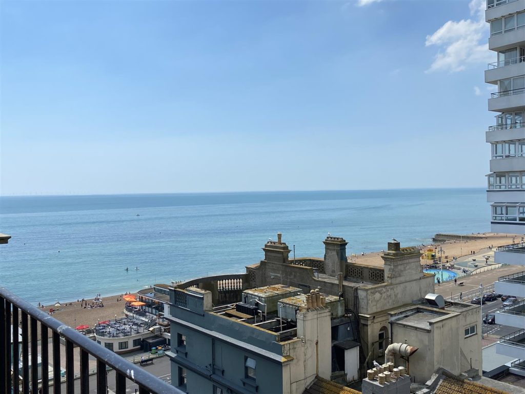 Kings Road – Balcony with Sea View