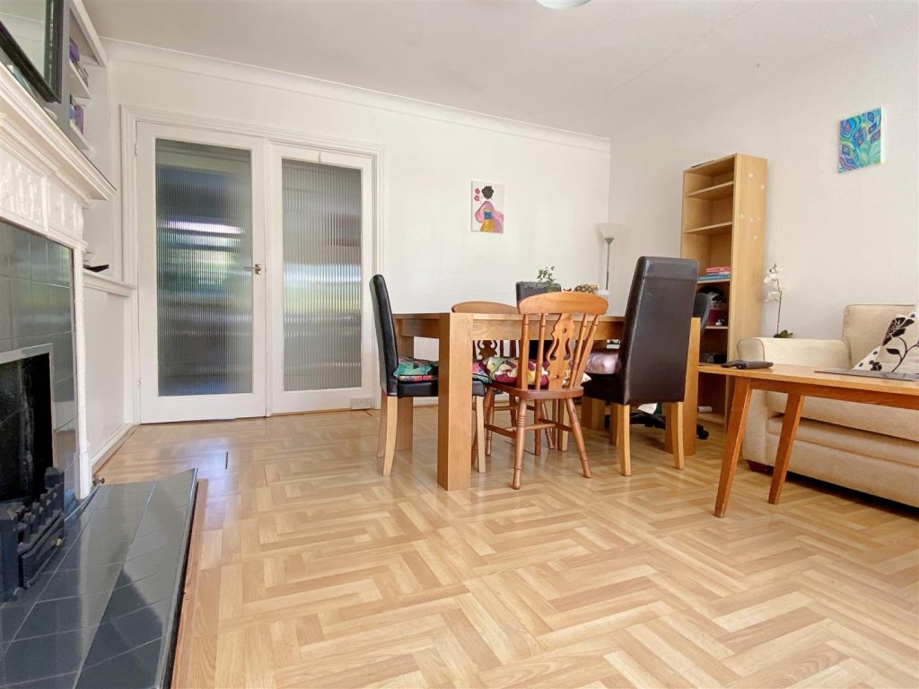 Prince Regents Close – Rear Patio