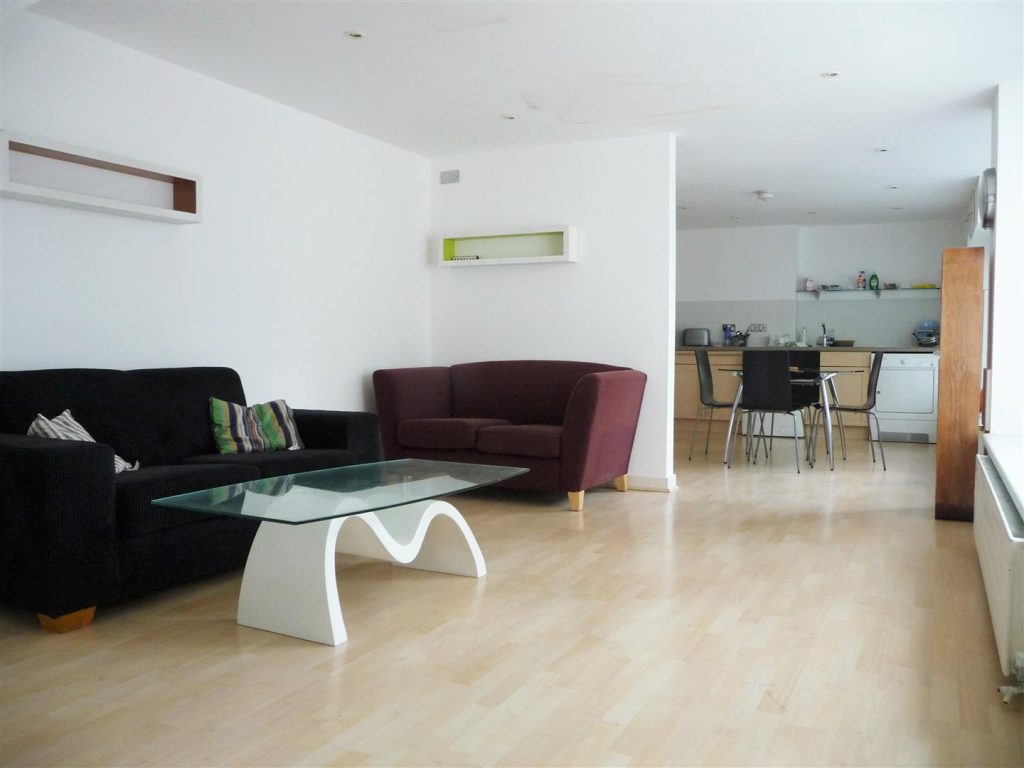 The Ocean Building – Spacious & Central